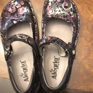 Alegria designer shoes by PG lite